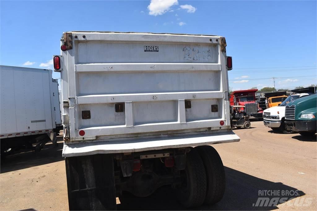 Freightliner 114SD 自卸式货车
