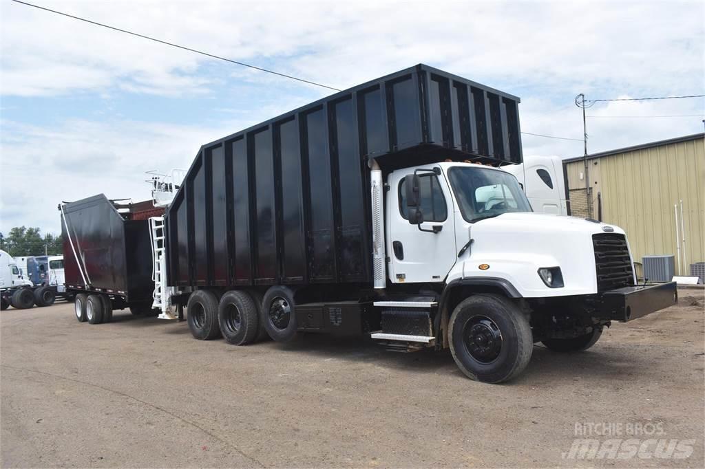 Freightliner 114SD 起重车