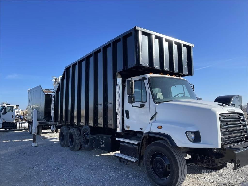 Freightliner 114SD 起重车