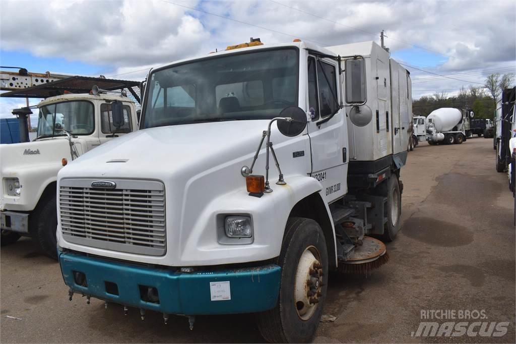 Freightliner FL70 道路清扫车