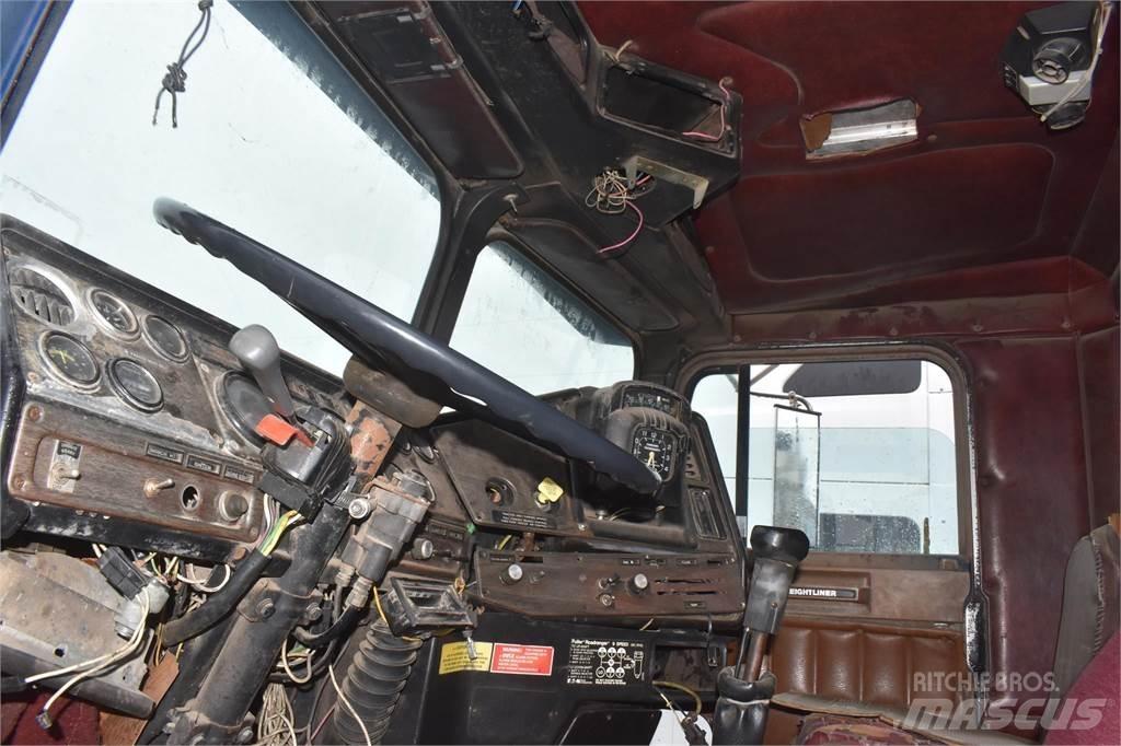 Freightliner MB80 自卸式货车