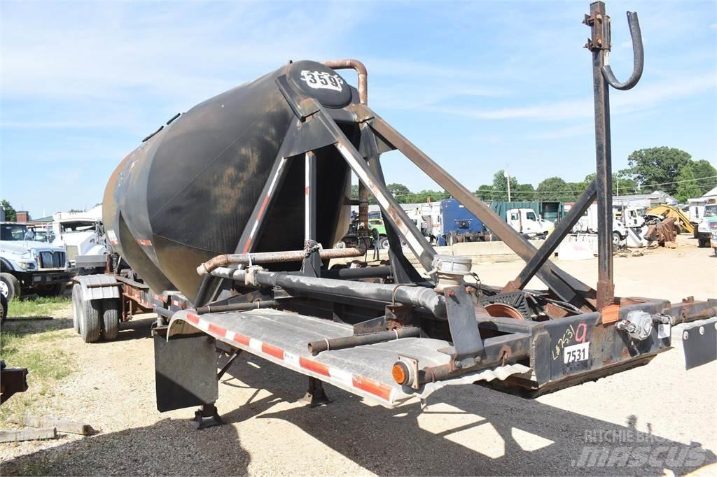 Fruehauf  罐式拖车
