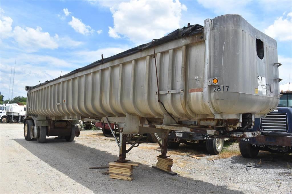 Fruehauf  自卸拖车
