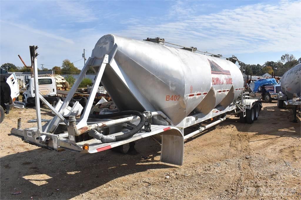 Fruehauf  罐式拖车