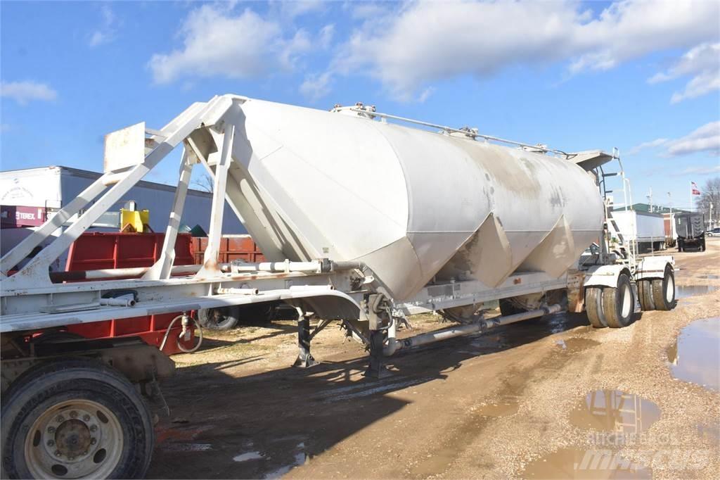 Fruehauf  罐式拖车