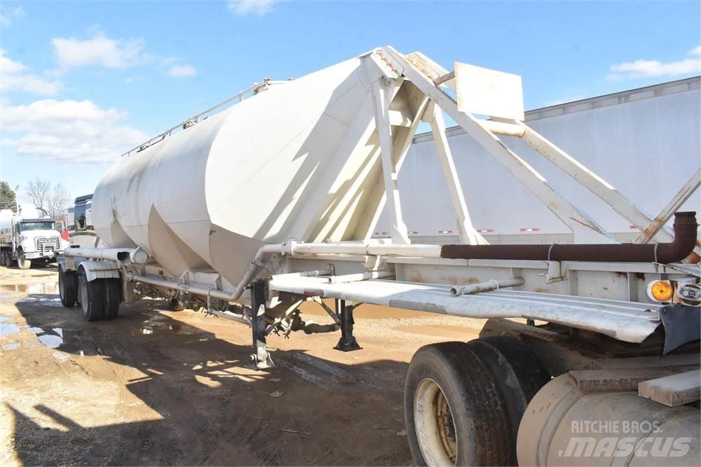 Fruehauf  罐式拖车