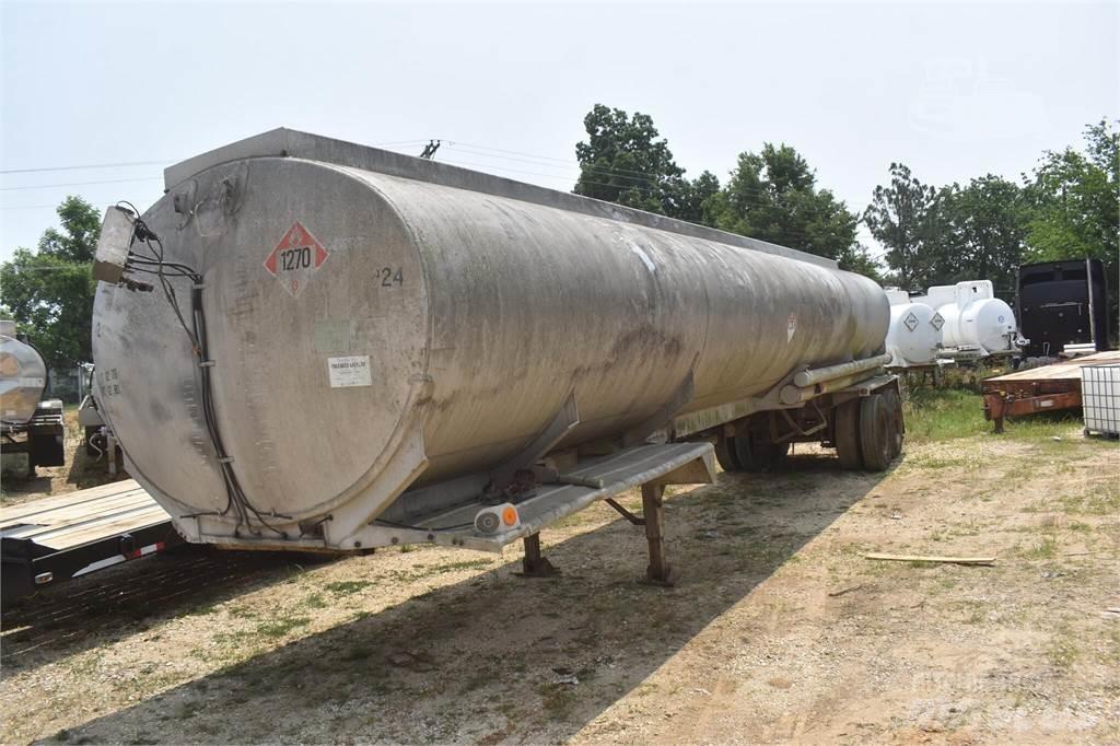 Fruehauf  罐式拖车