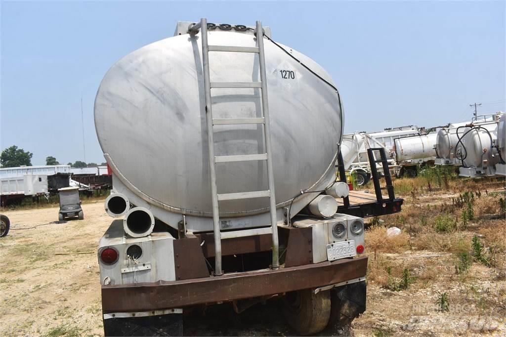 Fruehauf  罐式拖车
