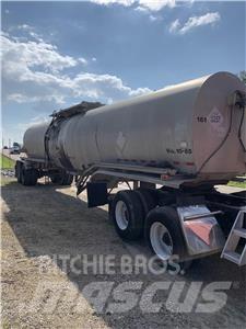 Fruehauf  沥青热料箱