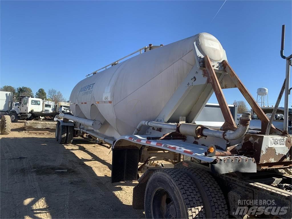 Fruehauf  罐式拖车
