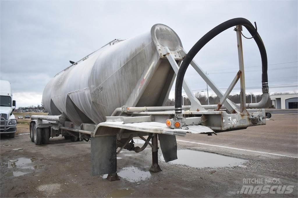 Fruehauf  罐式拖车