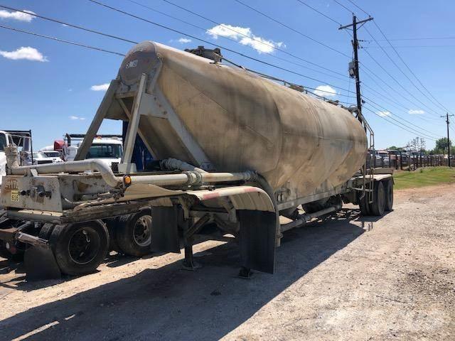 Fruehauf  罐式拖车