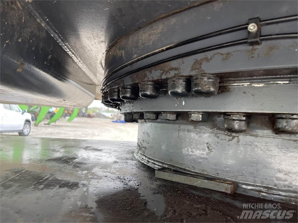 Fuchs MHL340 轮式挖掘机