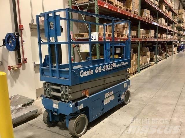 Genie GS2032 剪叉式升降机