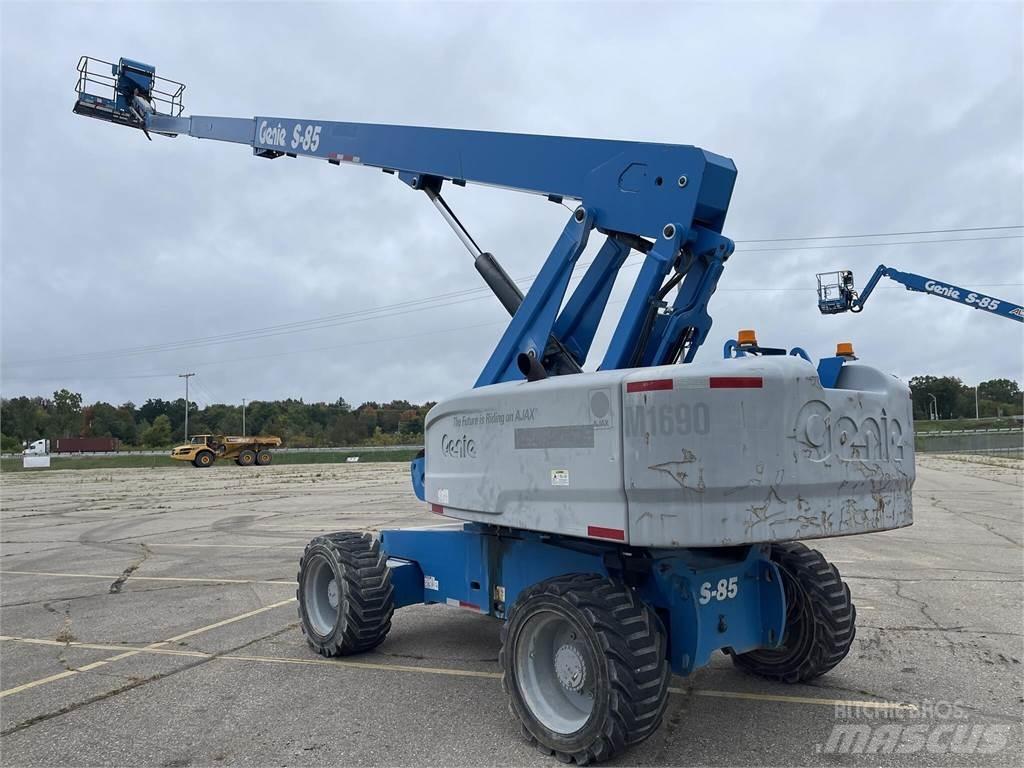Genie S85 直臂高空工作平台