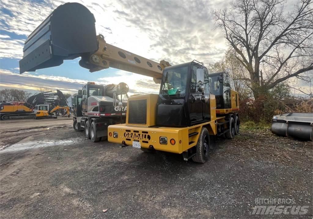 Gradall XL4100 V 轮式挖掘机