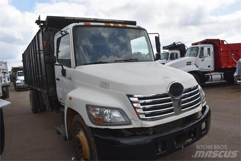 Hino 268 自卸式货车