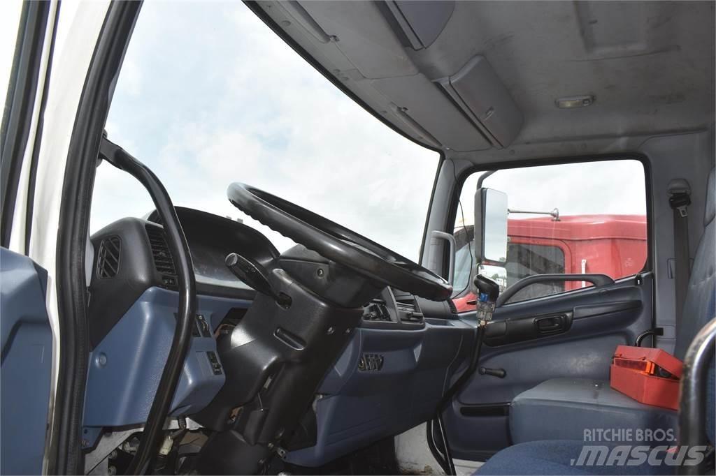 Hino 338 市政车