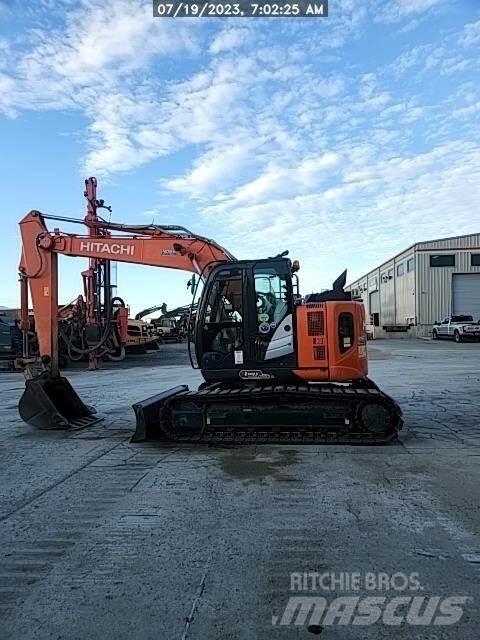 Hitachi ZX135US-6 履带挖掘机