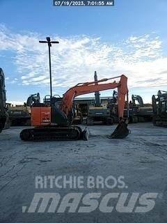 Hitachi ZX135US-6 履带挖掘机