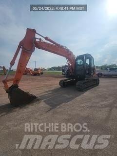 Hitachi ZX135US-6 履带挖掘机