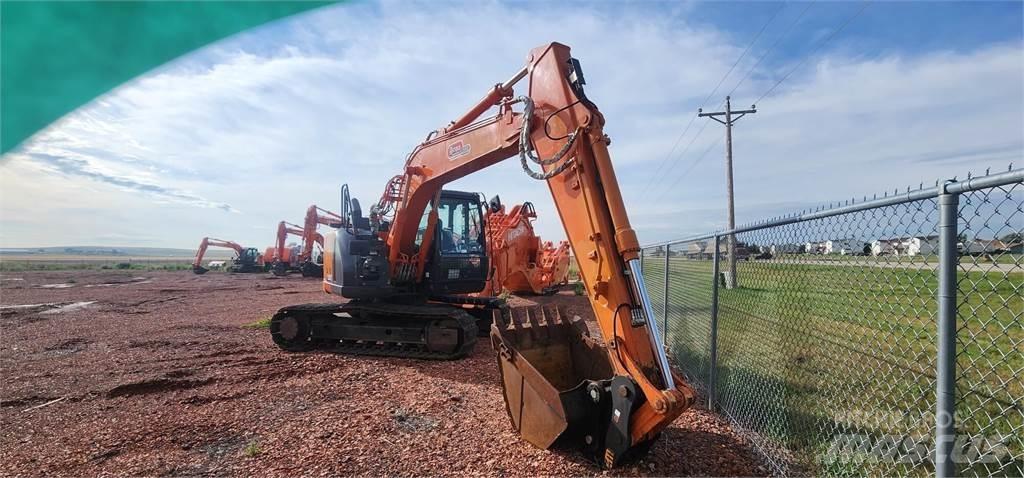 Hitachi ZX135US-6 履带挖掘机