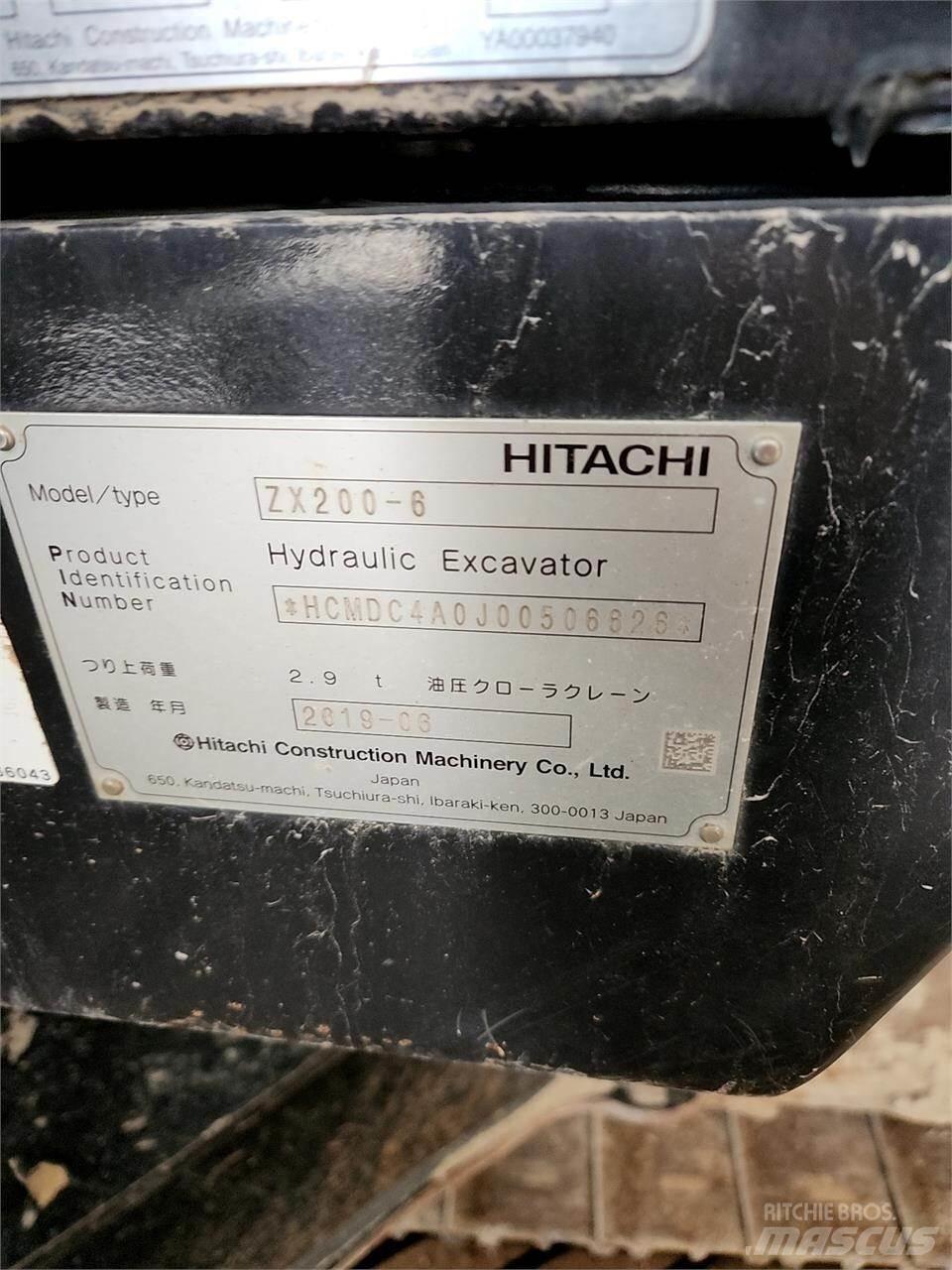 Hitachi ZX200-6 履带挖掘机