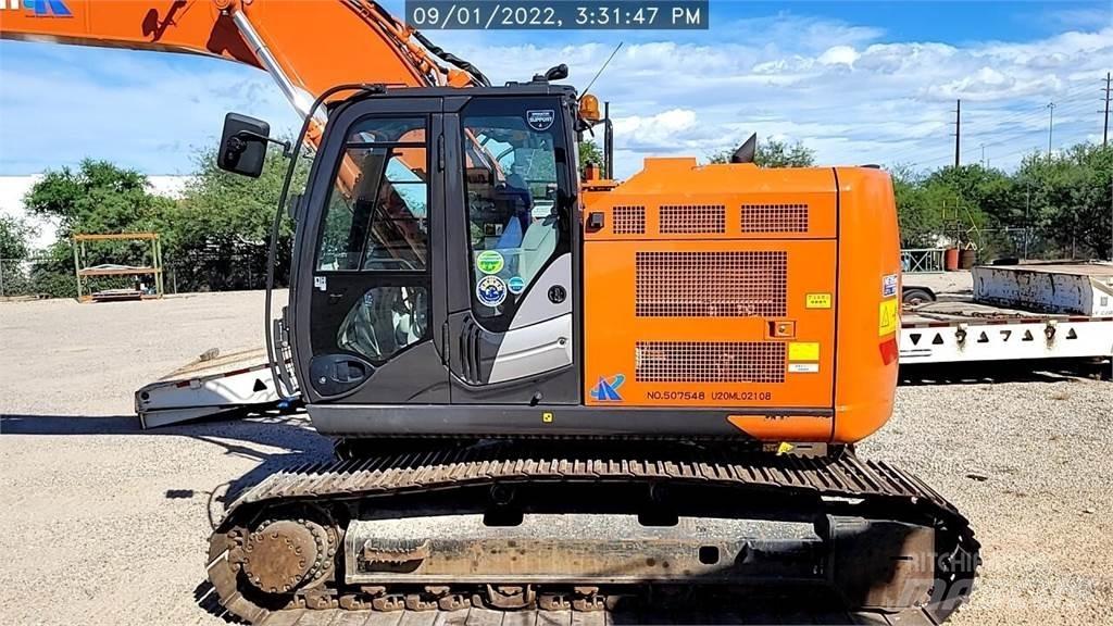 Hitachi ZX225US-6 履带挖掘机