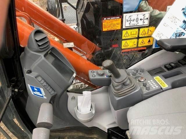 Hitachi ZX225USRK-6 履带挖掘机