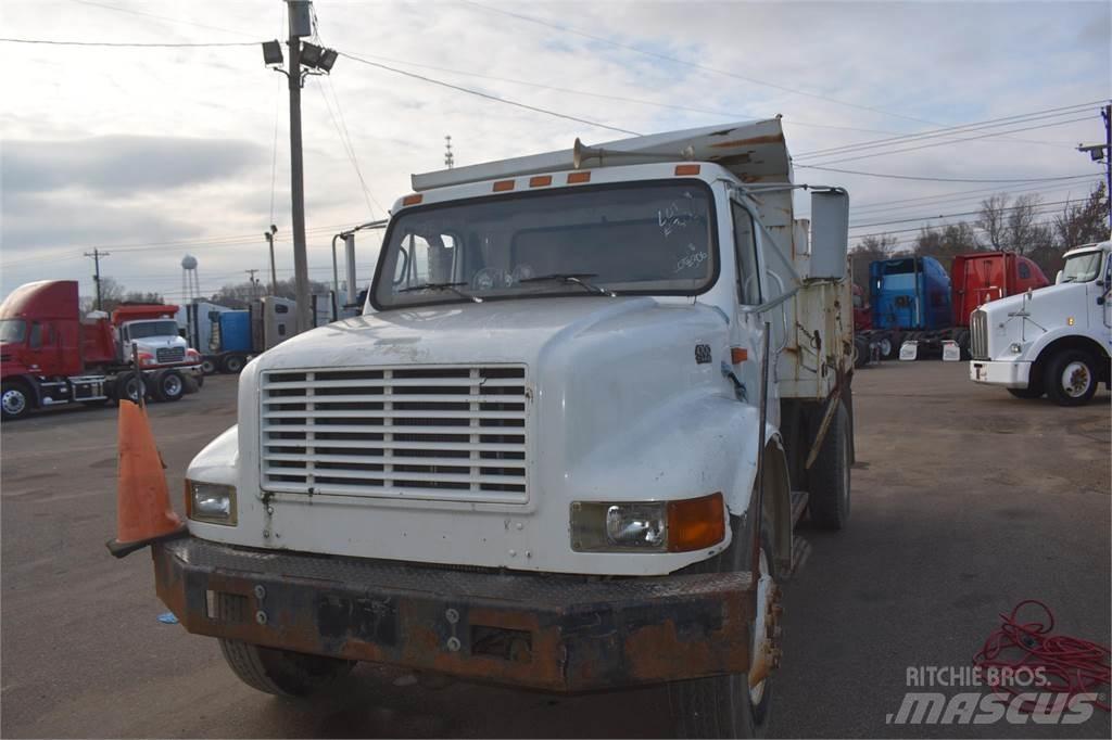 International 4700 自卸式货车