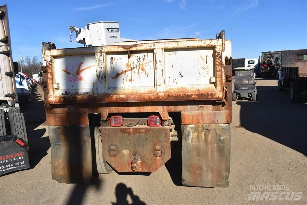 International 4700 自卸式货车