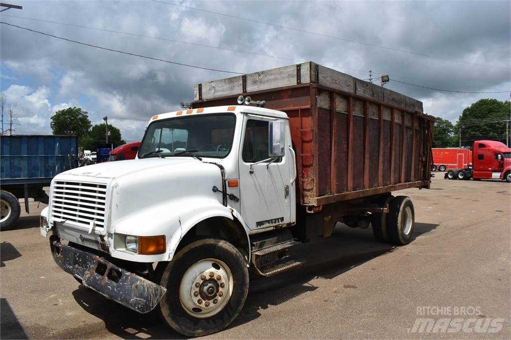 International 4900 自卸式货车