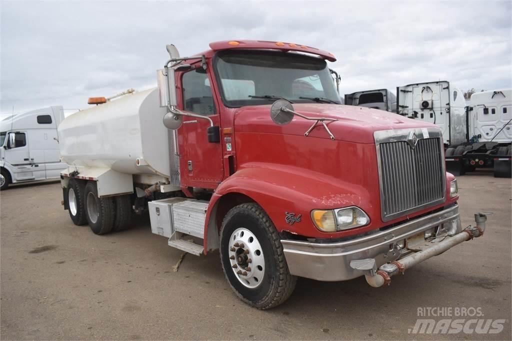 International 9200 油罐车