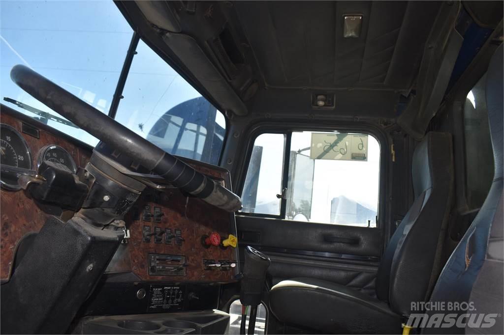 International 9400 自卸式货车