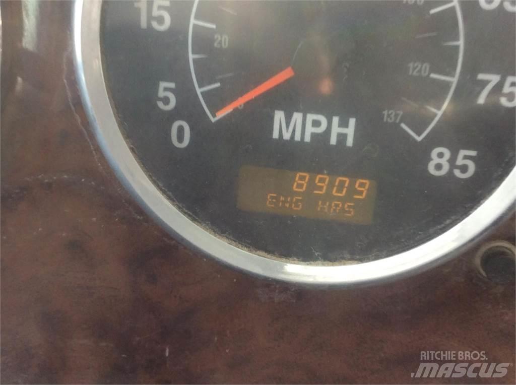 International 9400 水罐车