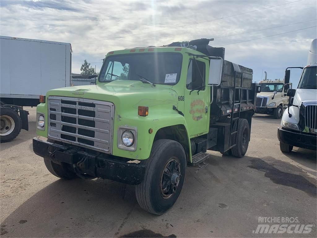 International M1754 自卸式货车