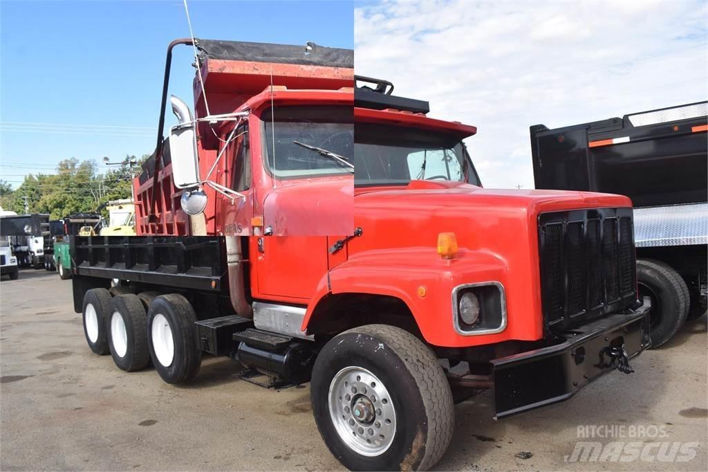 International S2600 自卸式货车