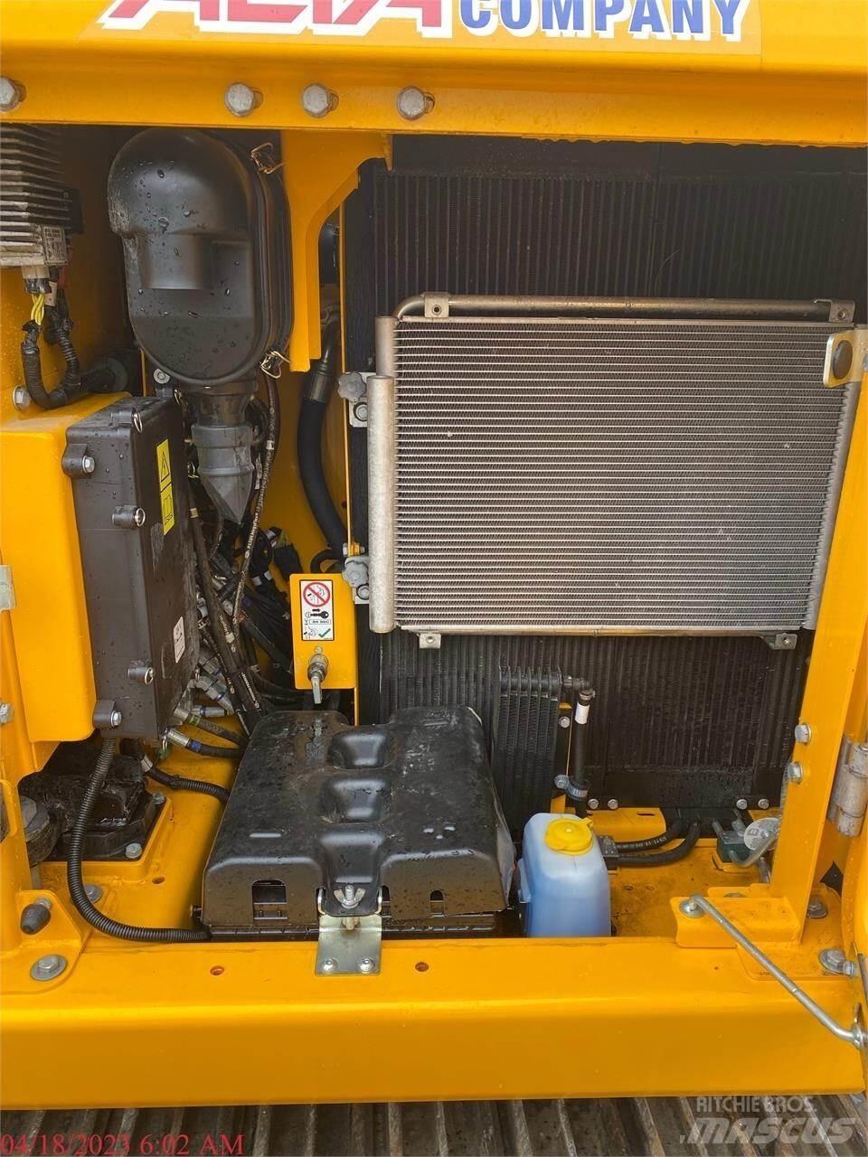 JCB 131X LC 履带挖掘机