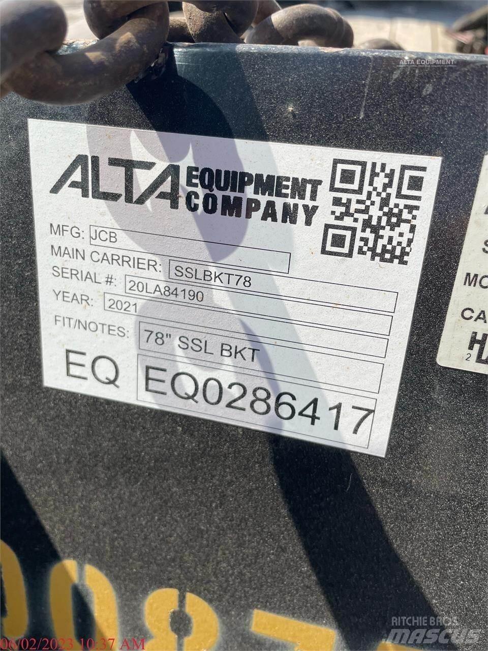 JCB 270 滑移装载机