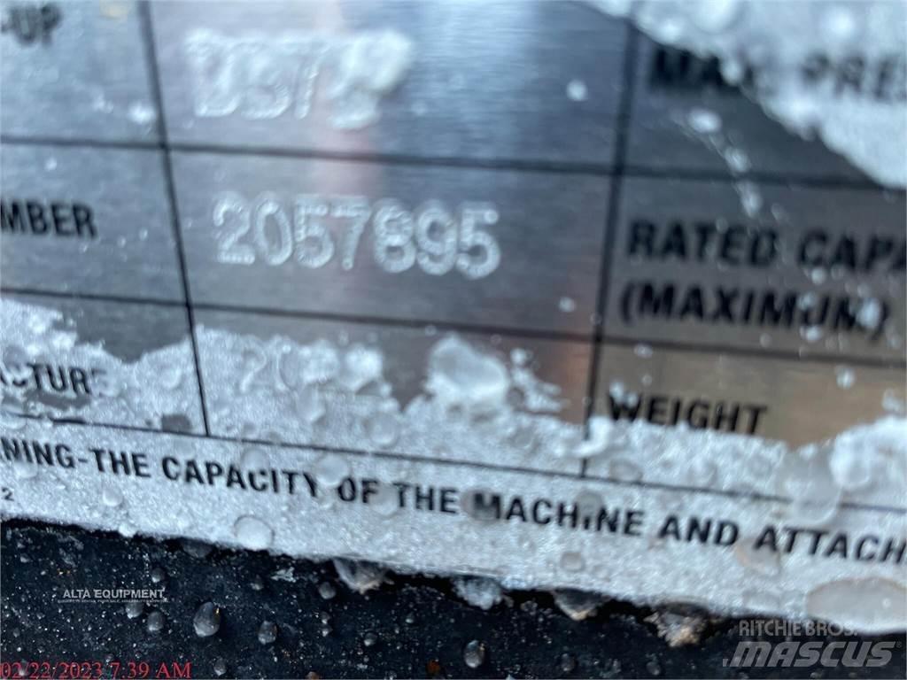 JCB 270T 滑移装载机