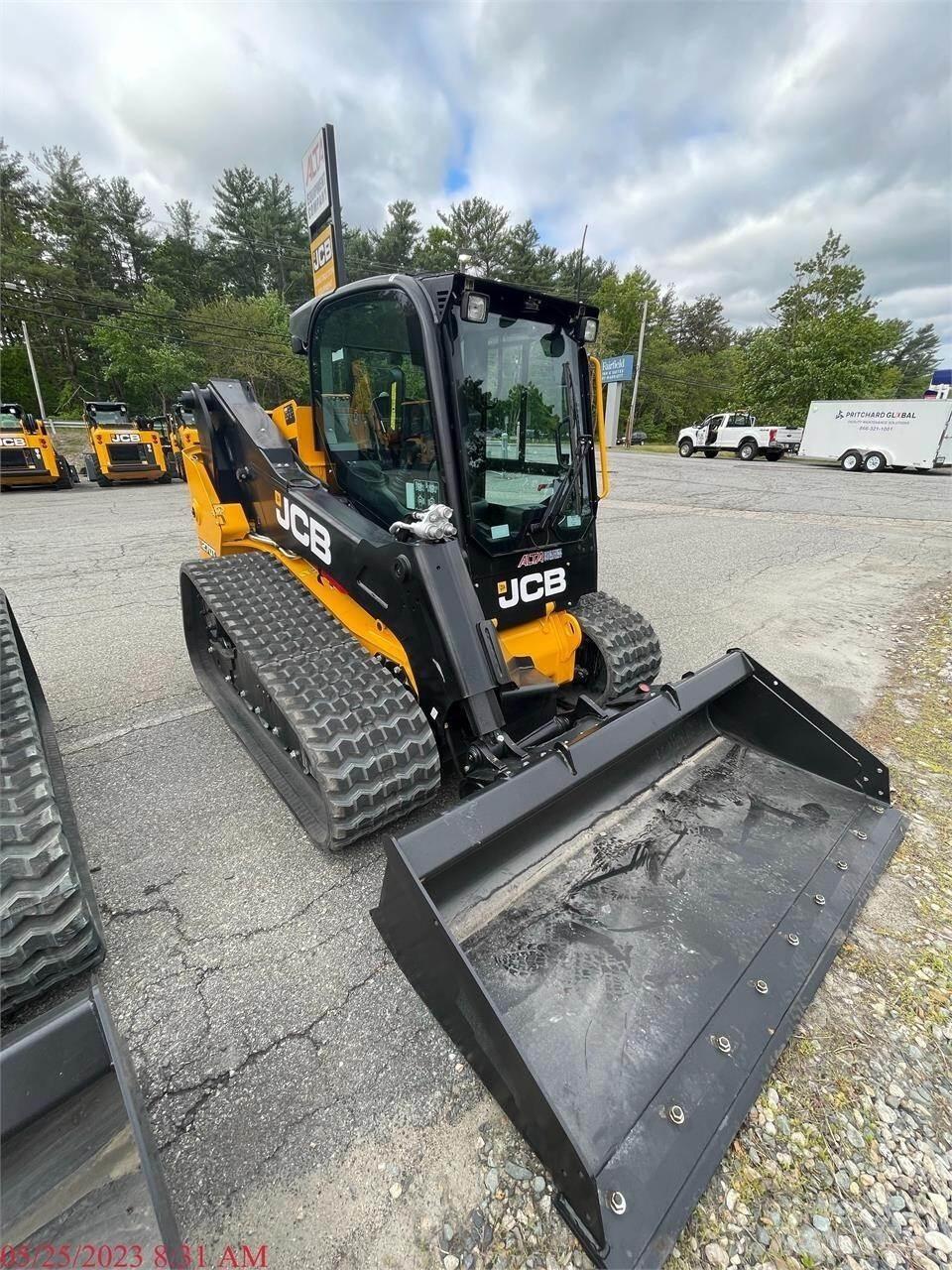 JCB 270T 滑移装载机