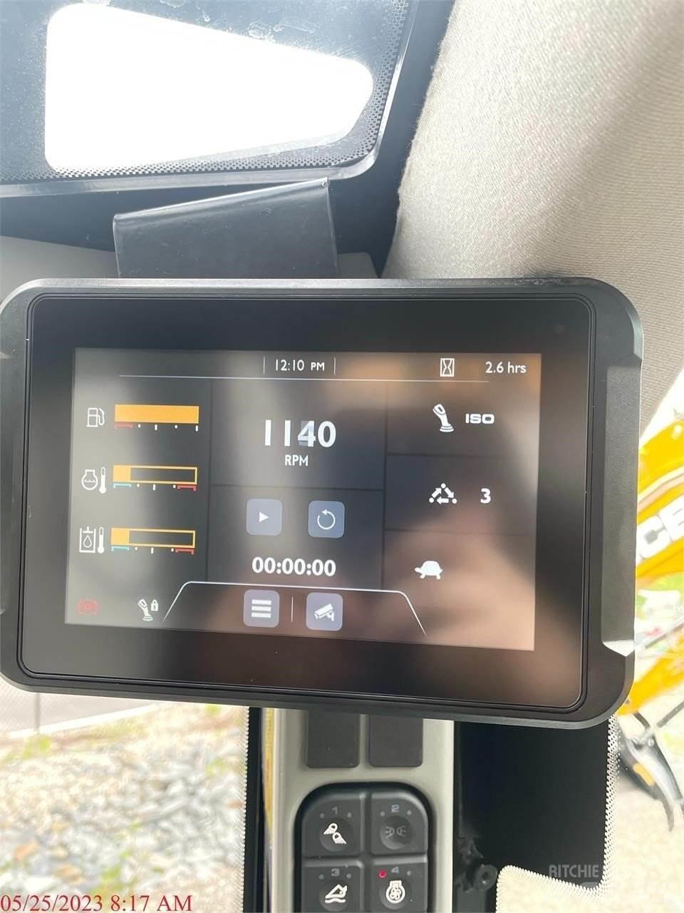 JCB 270T 滑移装载机