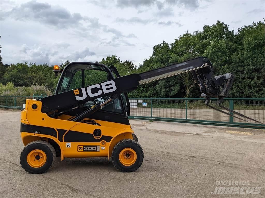 JCB 30D 伸缩臂叉装车|叉装车