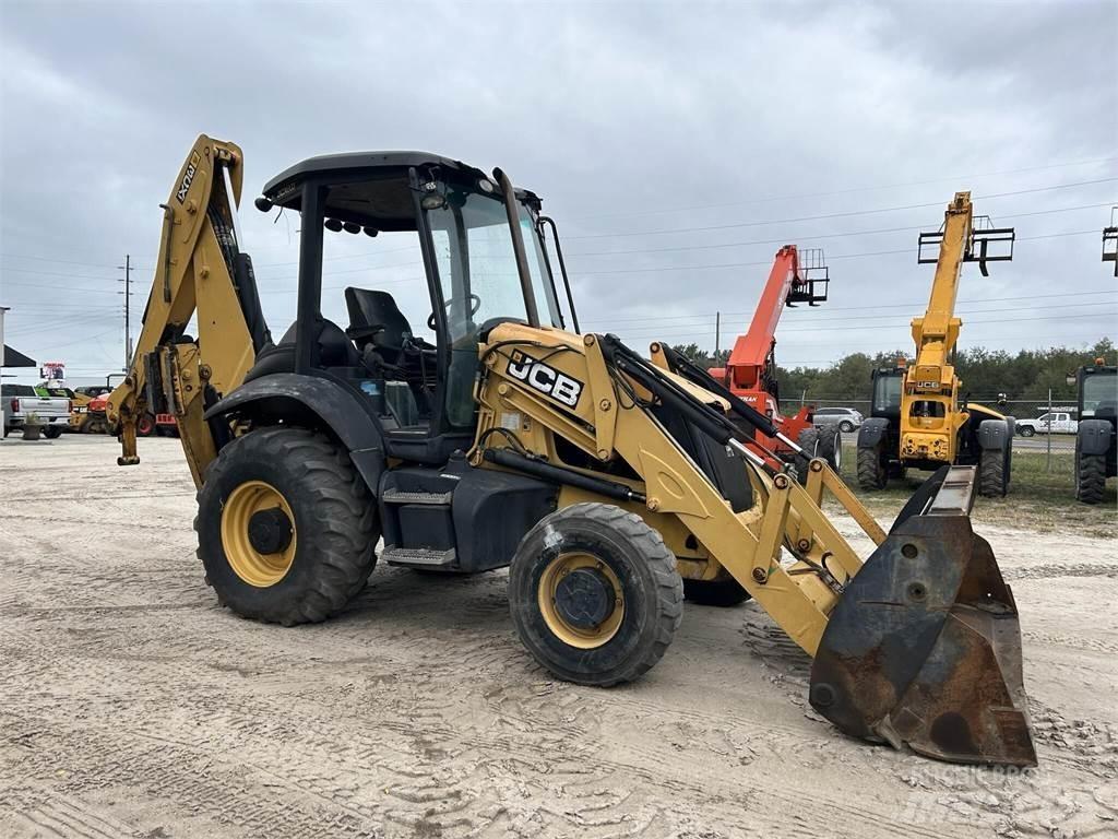 JCB 3CX 反铲装载机