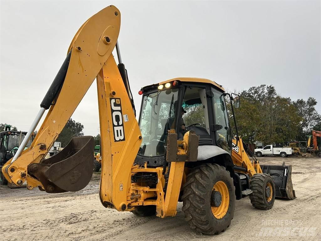 JCB 3CX 反铲装载机