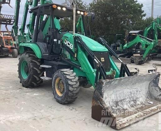 JCB 3CX 反铲装载机