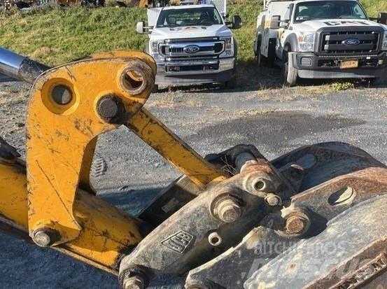 JCB 3CX15 反铲装载机