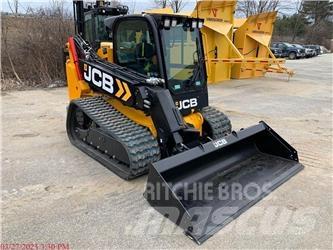 JCB 3TS-8T 滑移装载机