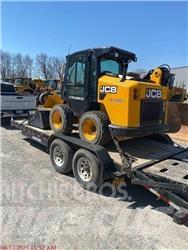 JCB 3TS-8W 滑移装载机