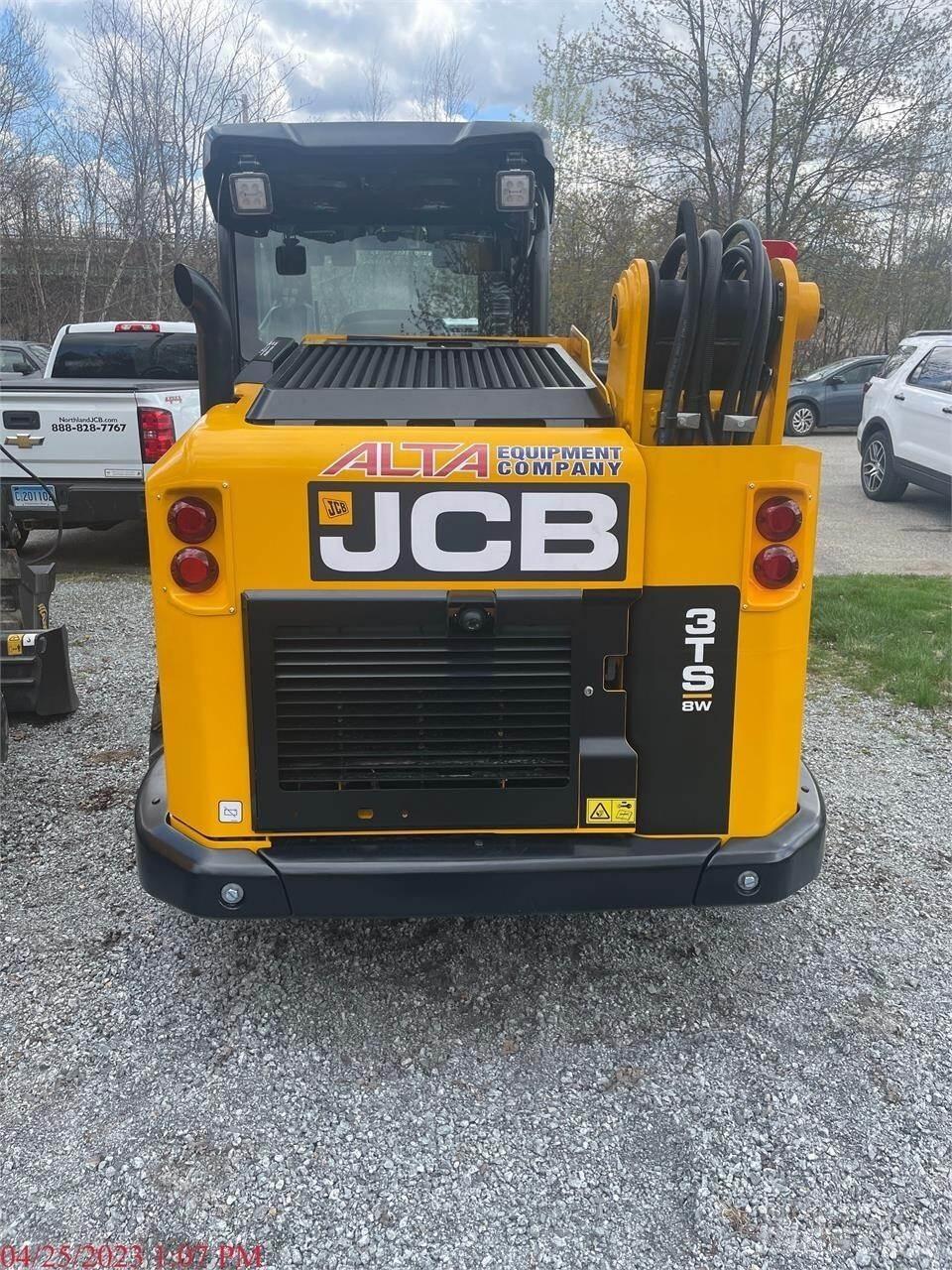 JCB 3TS-8W 滑移装载机